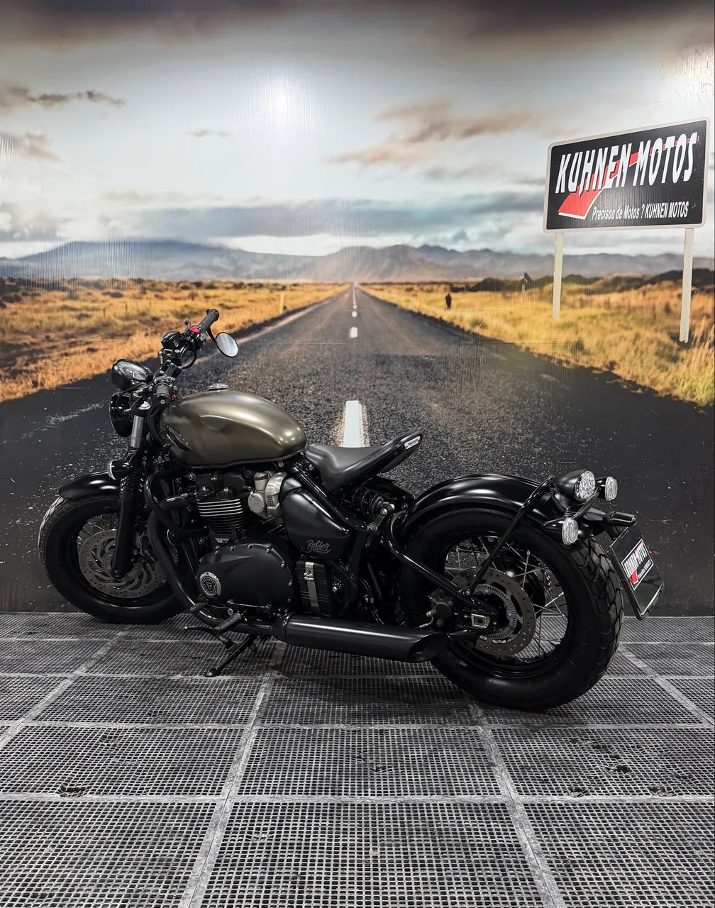 TRIUMPH BOBBER BLACK 1200 2020 - Foto 3