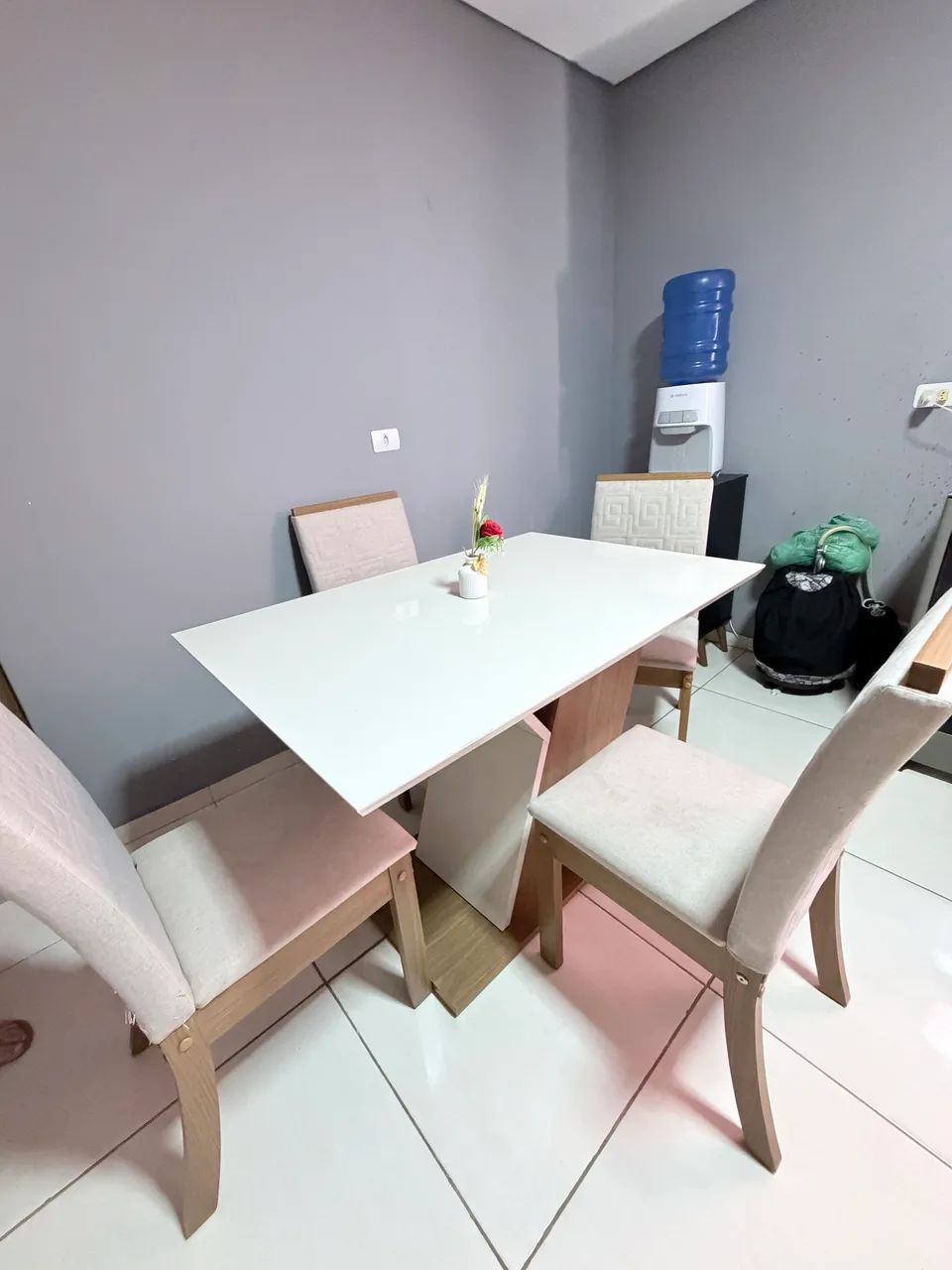 Mesa 4 cadeiras  - Foto 4