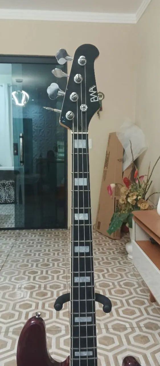 Baixo Ewa Ravi  - Foto 5