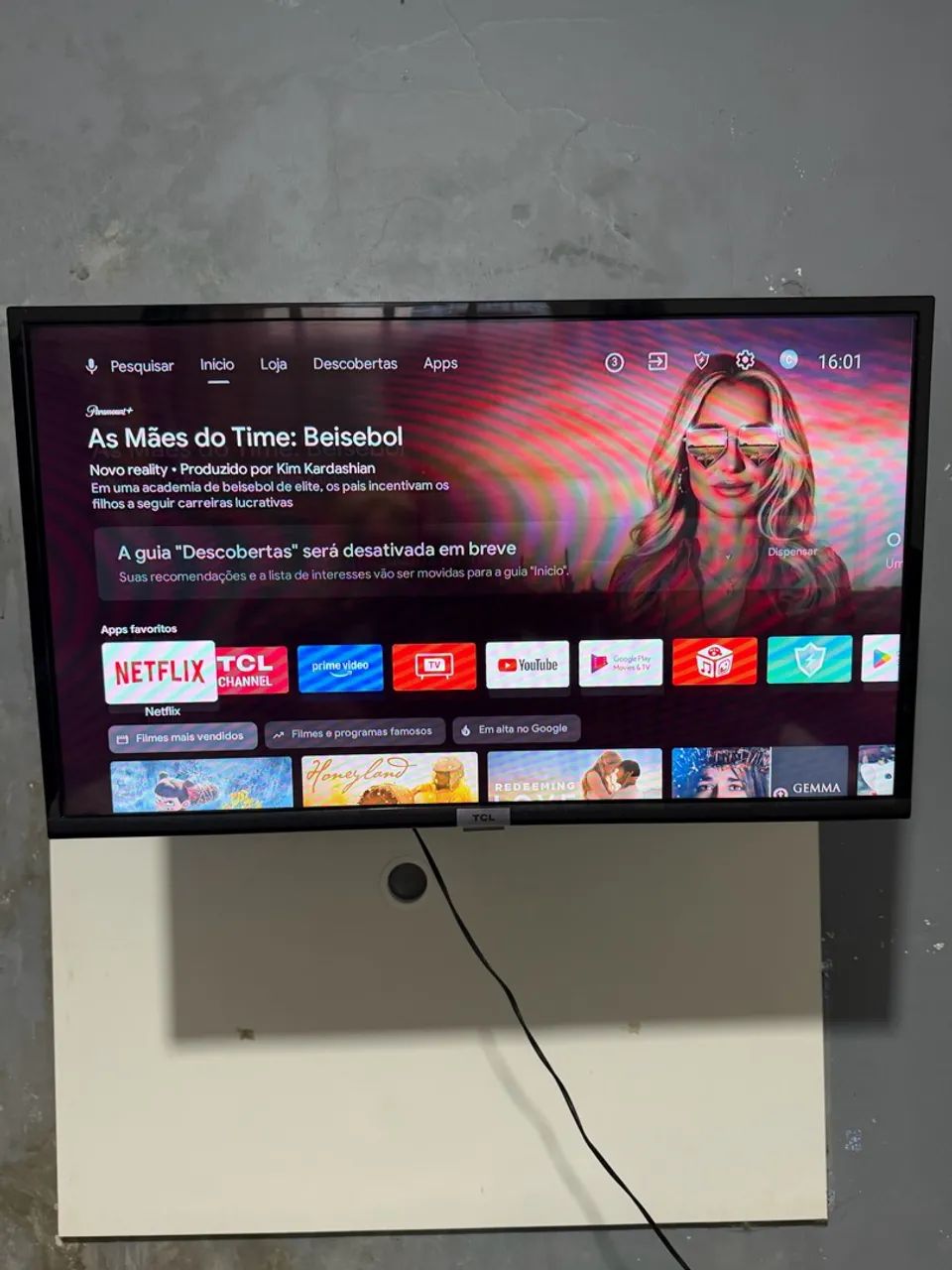 Smart TV TCL 32? em ótimo + braço articulado  - Foto 3