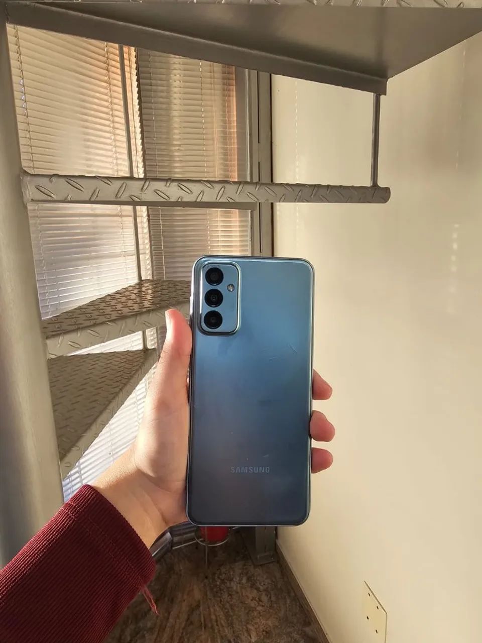 CELULAR USADO EM BOAS CONDIÇÕES