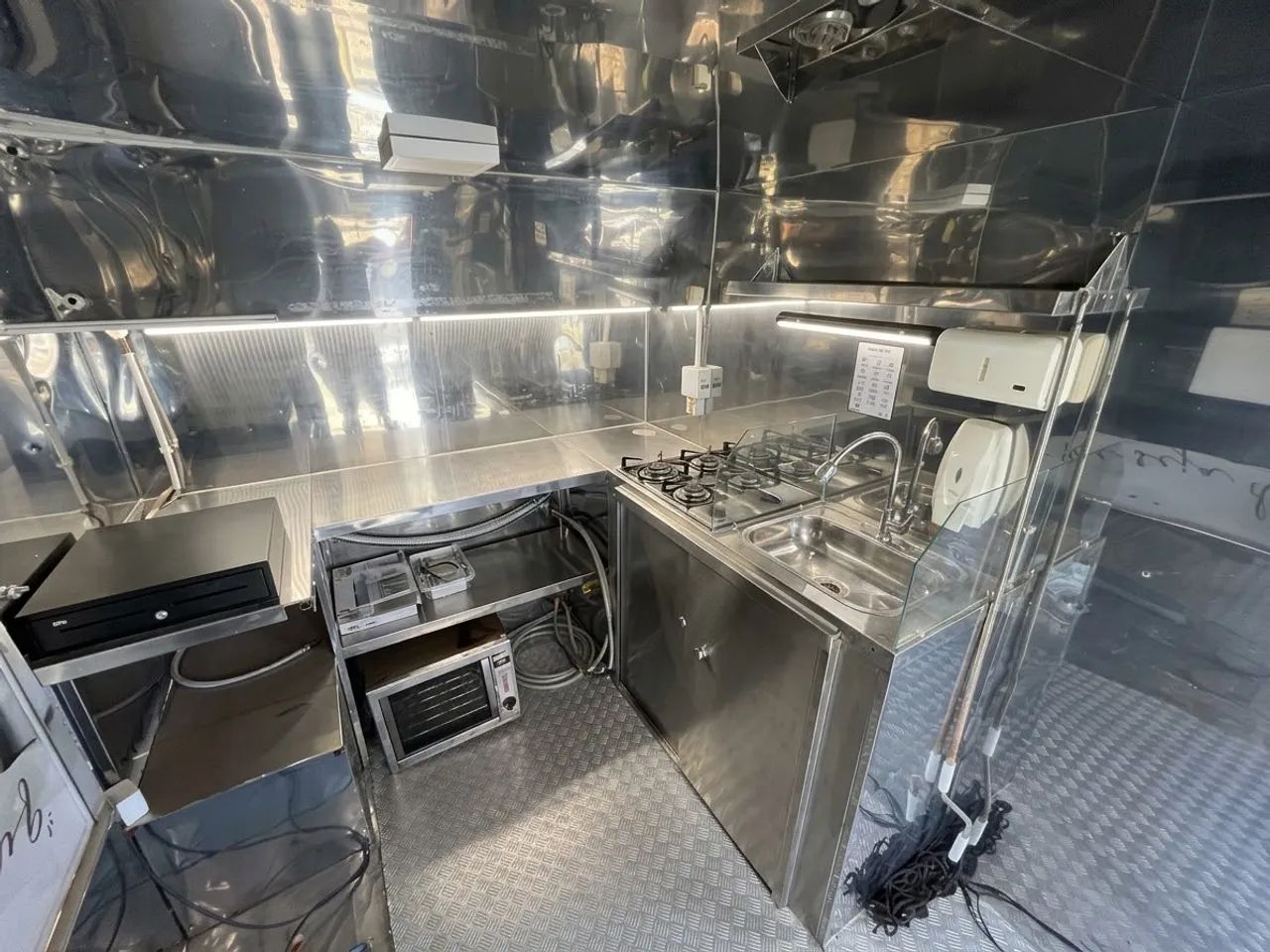 Trailer equipado para alimentação  - Foto 3