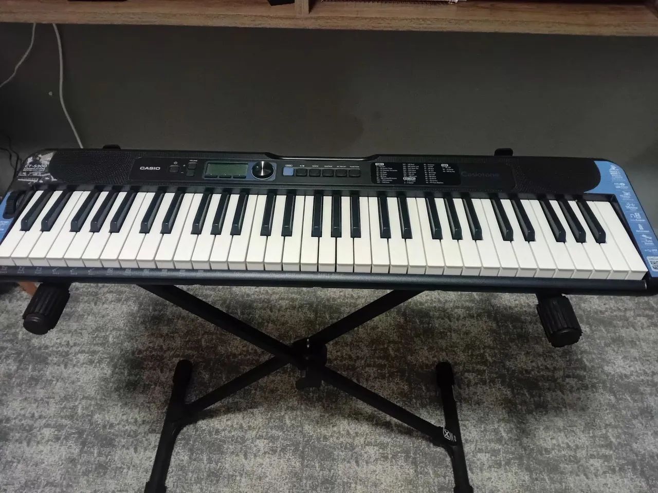 TECLADO CASIO CT-300