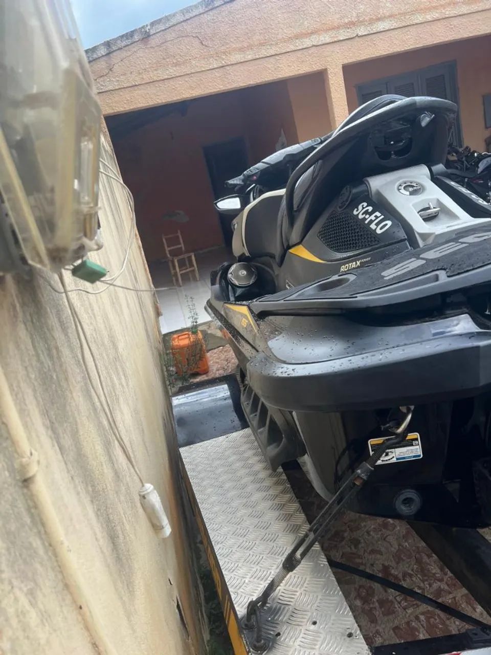 Jet sky