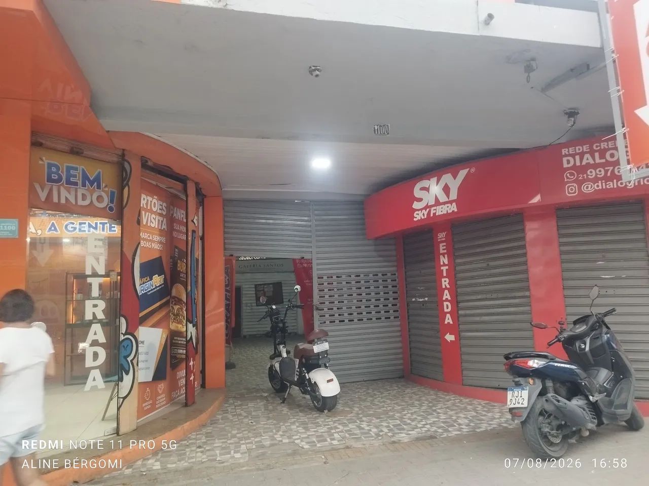 Vendo galeria com 6 lojas 1 kitnet e espaço bem amplo - Foto 2