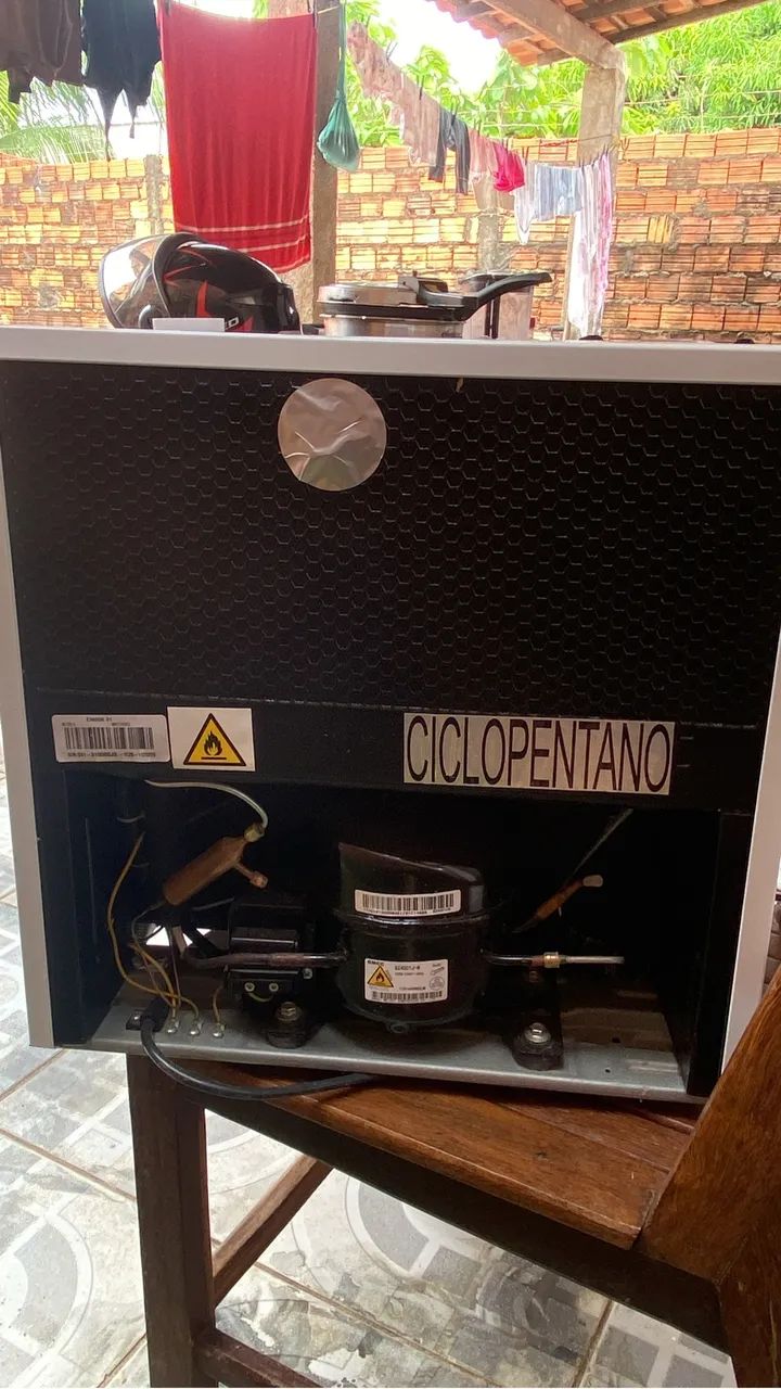 Vendo Frigobar Midea 45L  - Foto 4