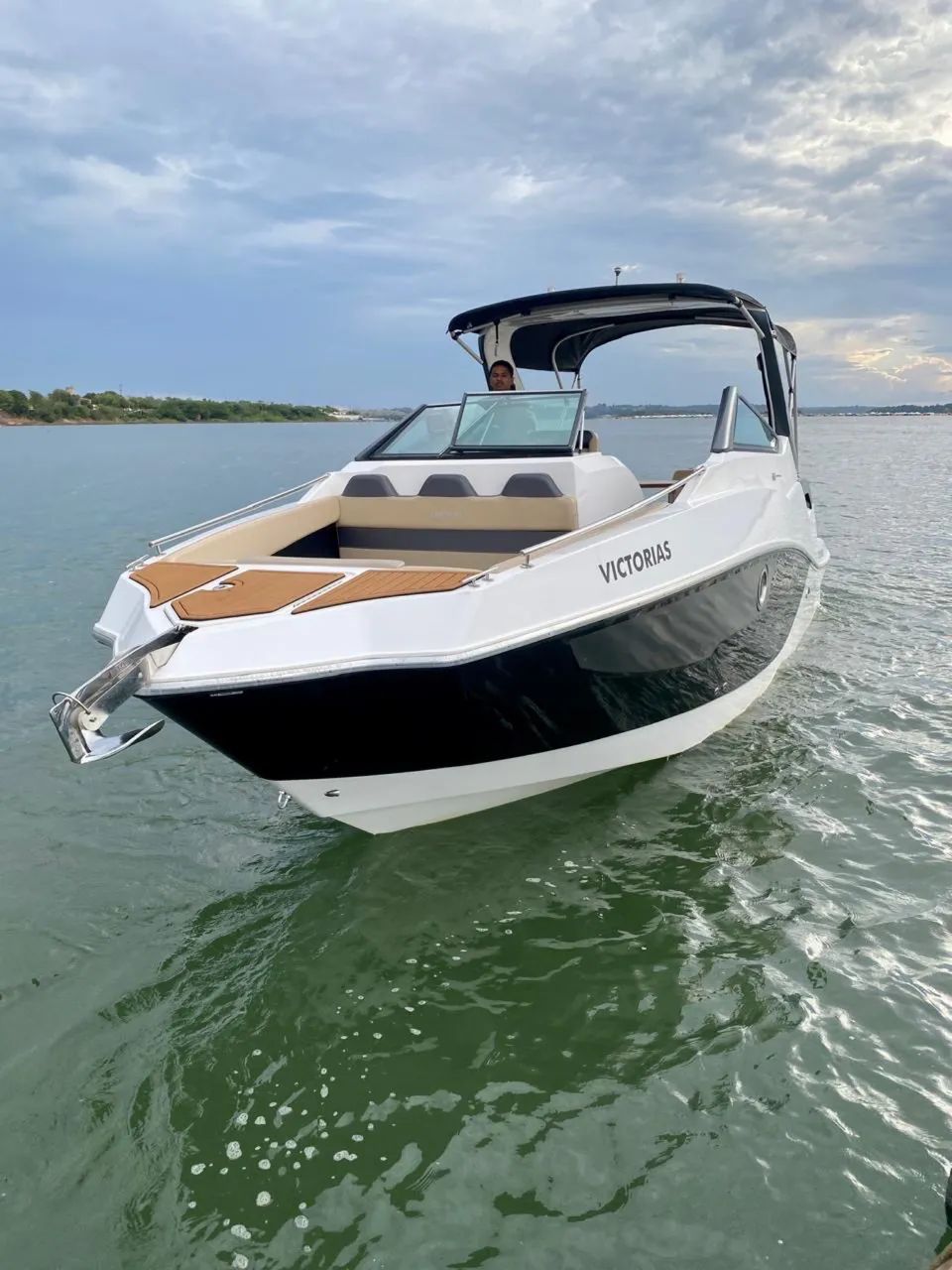 Lancha V300 semi-nova  - Foto 2