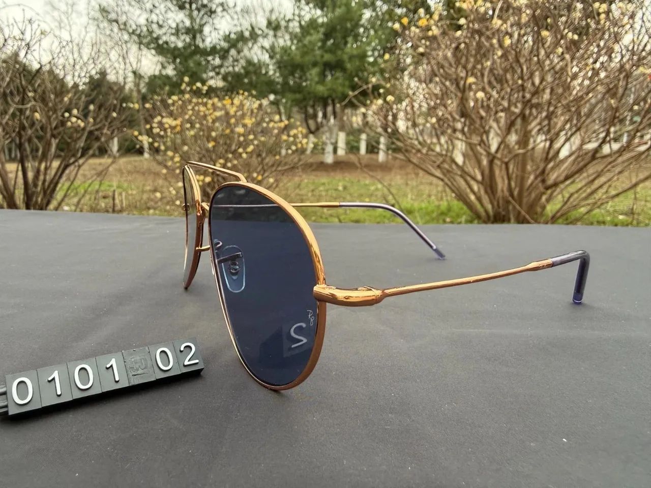 Oculos de sol ray ban reverse aviator azul  - Foto 5