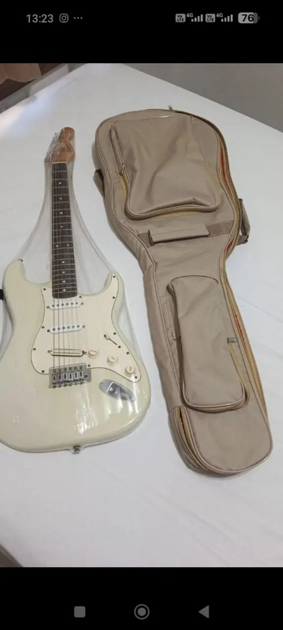 Guitarra Squier e Set UP.