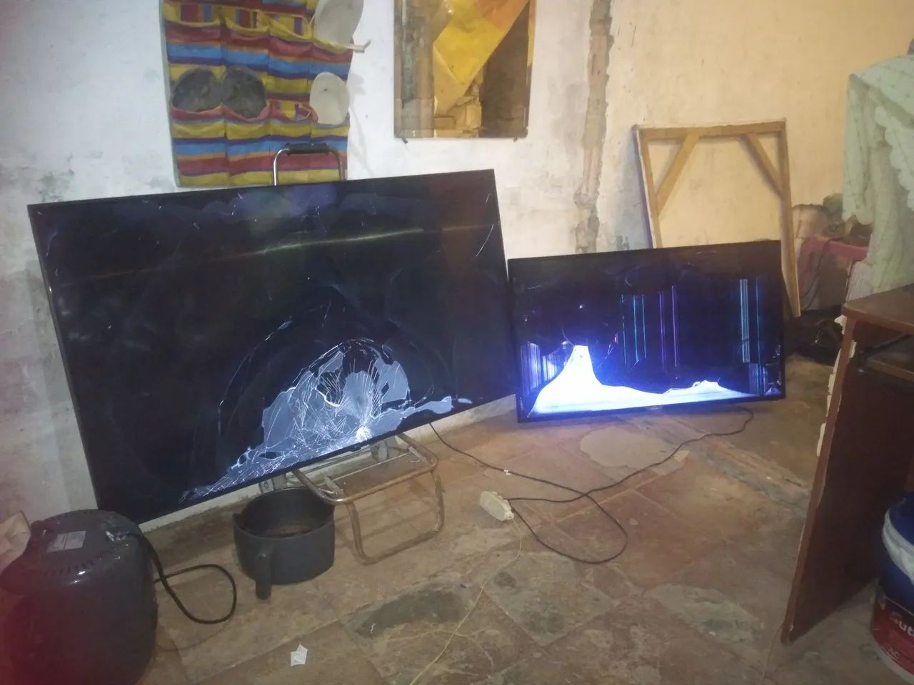 TVs com tela quebrada - Foto 3