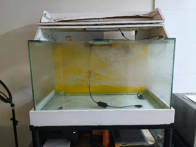 Aquário 200l com móvel  - Foto 2