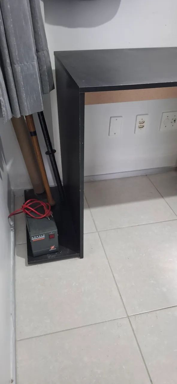 Escrivaninha  - Foto 3
