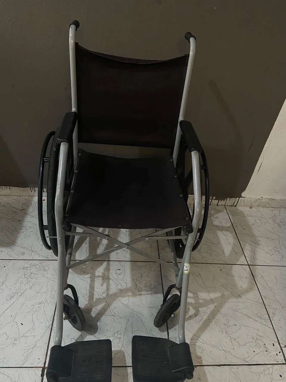Cadeira de roda dobrável  - Foto 4