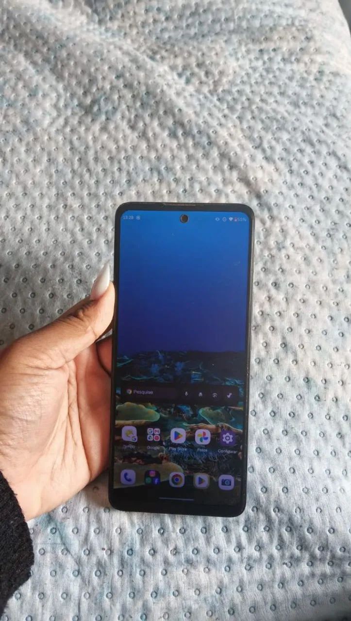 Celular moto G60