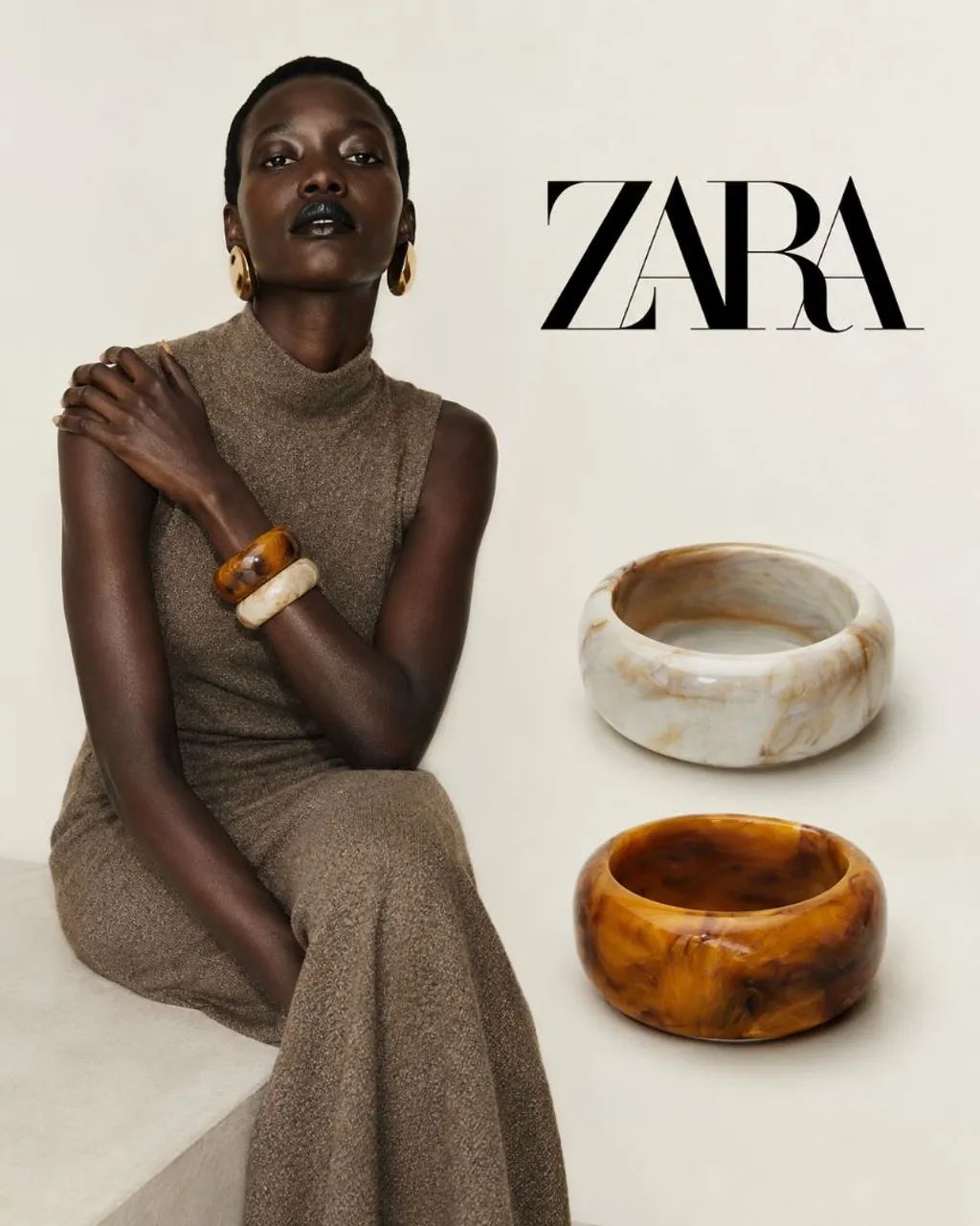 Kit de Pulseiras Zara nova 