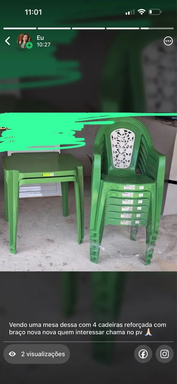 Mesa nova nova a venda com as 4 cadeiras de braço reforçada 