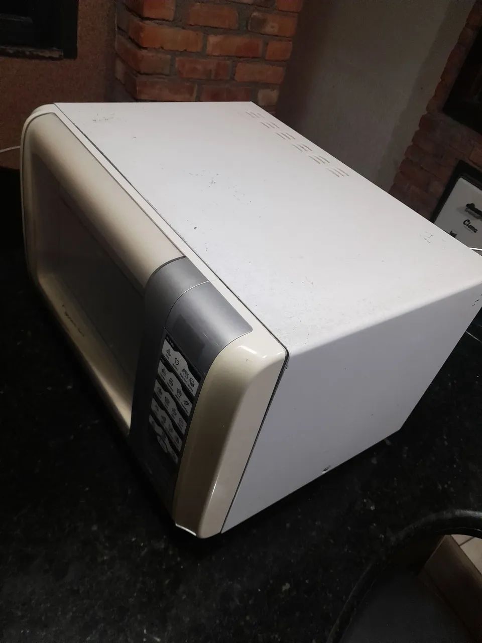 Microondas da marca Midea 34 litros bem novinho  - Foto 2
