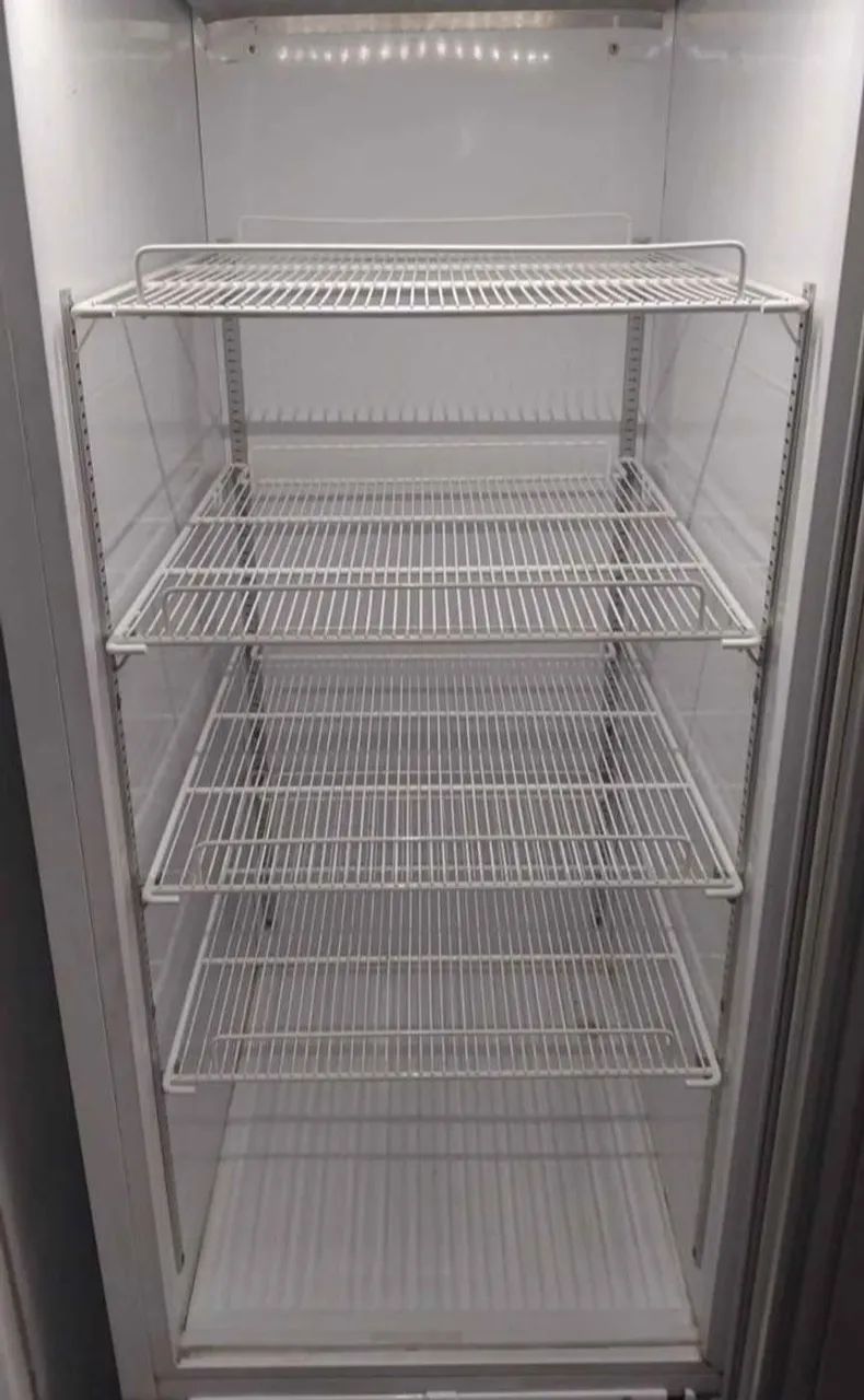 Freezer expositor  vertical  - Foto 2