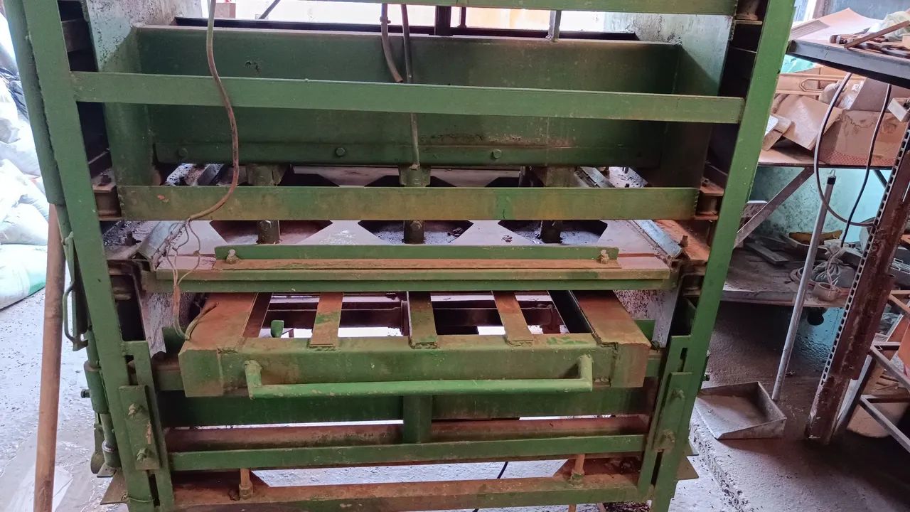 Máquina fabricar blocos de concreto pneumatica - Foto 3