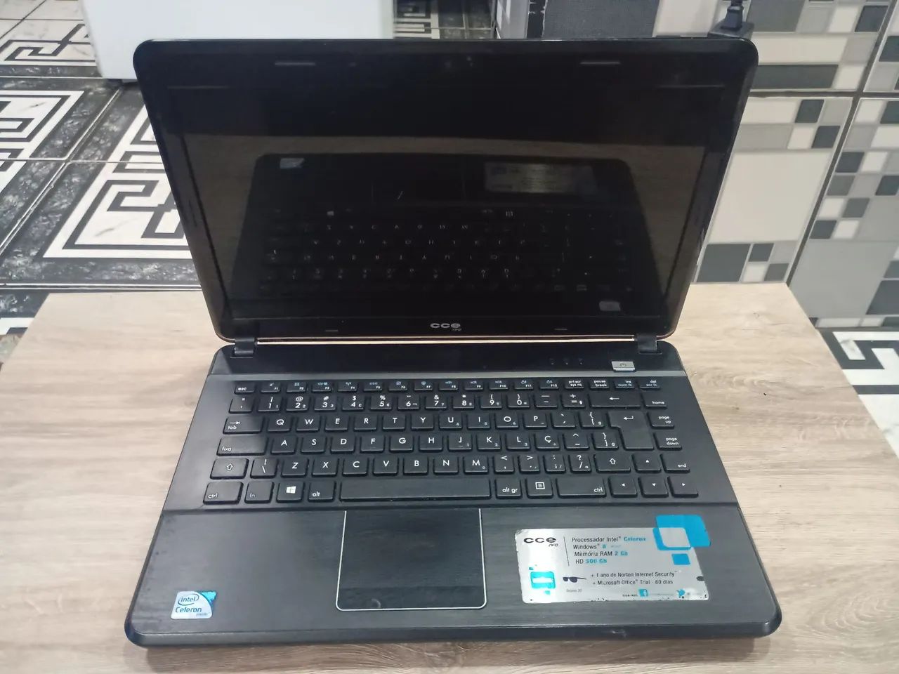 Notebook CCE info Win retirar peças 
