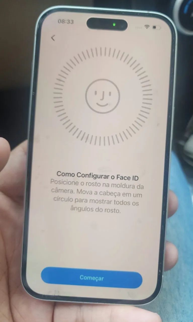 iPhone 16 