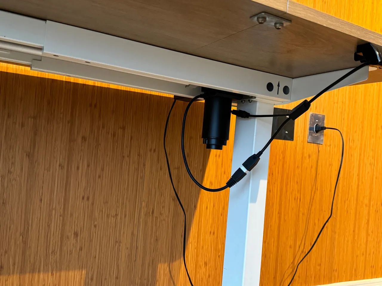 Mesa com regulagem de altura - FlexForm - Foto 4