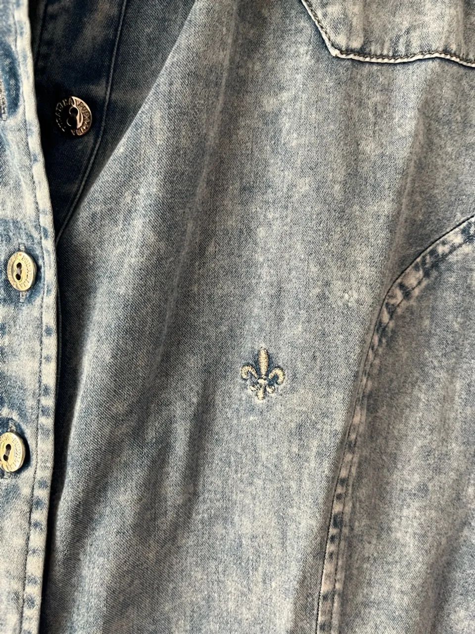 Camisa jeans Dudalina 40 - Foto 3