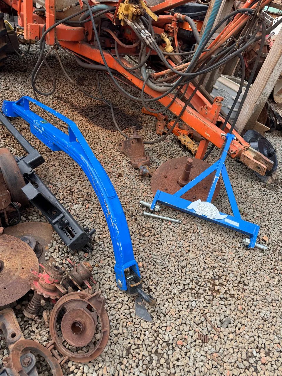 Guincho traseiro 800 kg tatu novo - Foto 3