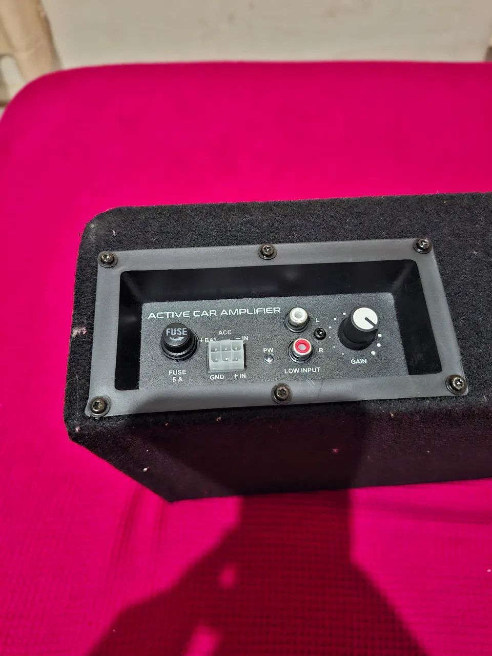 Caixa Amplificada Slim de 8 polegadas 200 watts RMS - pode ser instalada - Foto 2