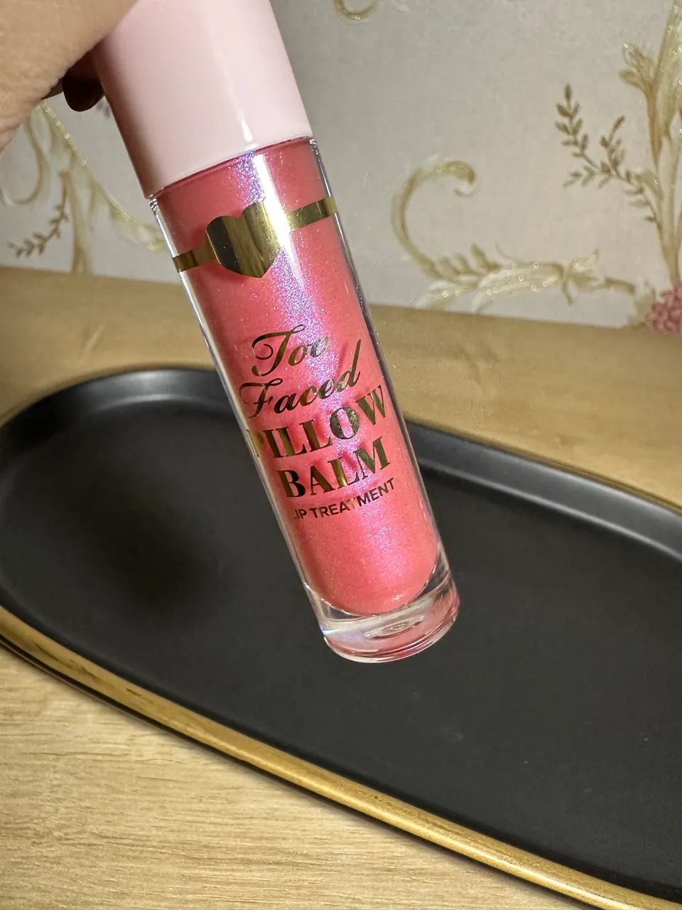 Too faced gloss
