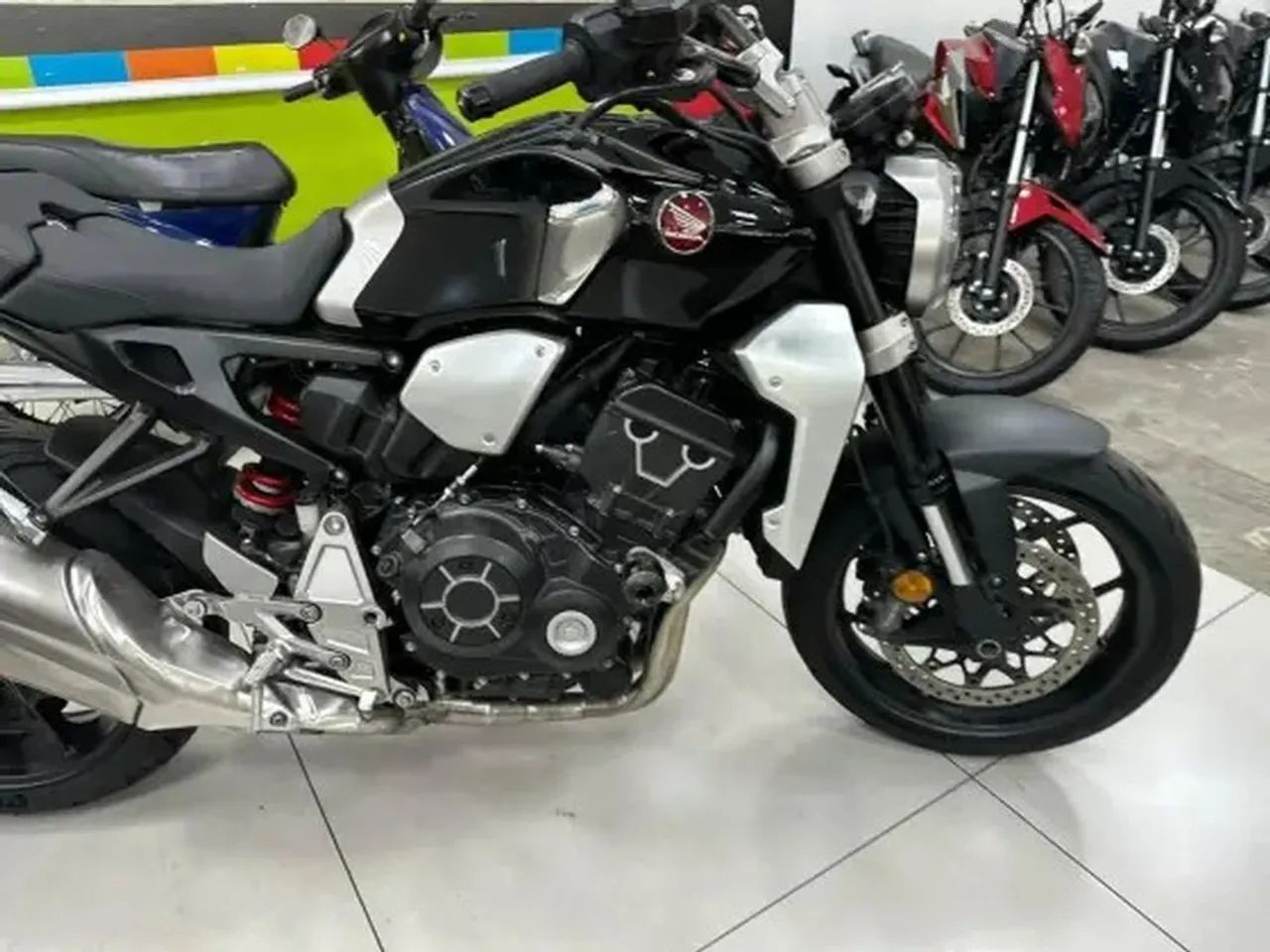 HONDA CB 1000R ABS - Foto 2