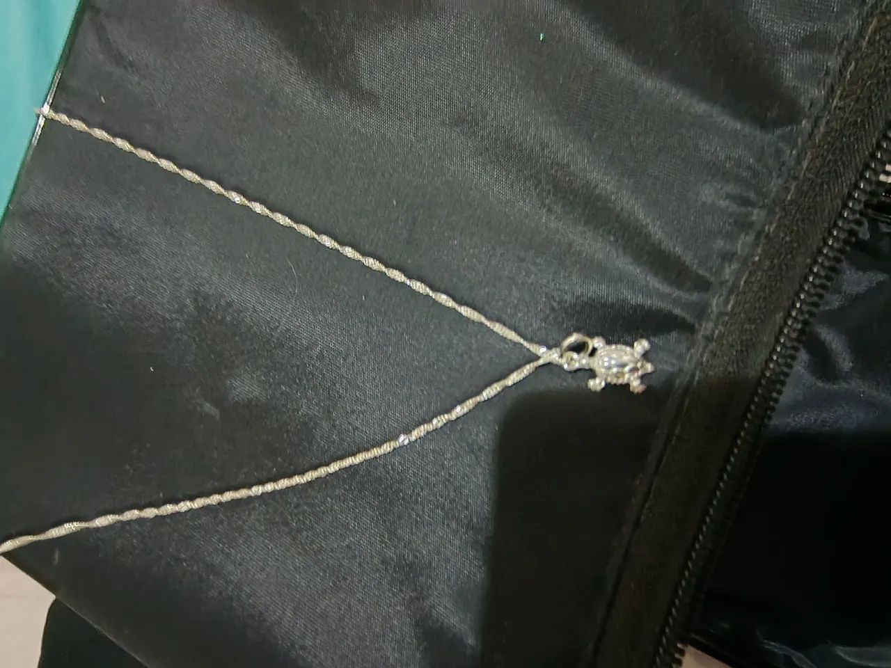 Corrente de prata com pingente  - Foto 2