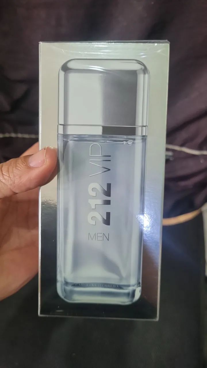 Vendo perfume original importado 212vipmem