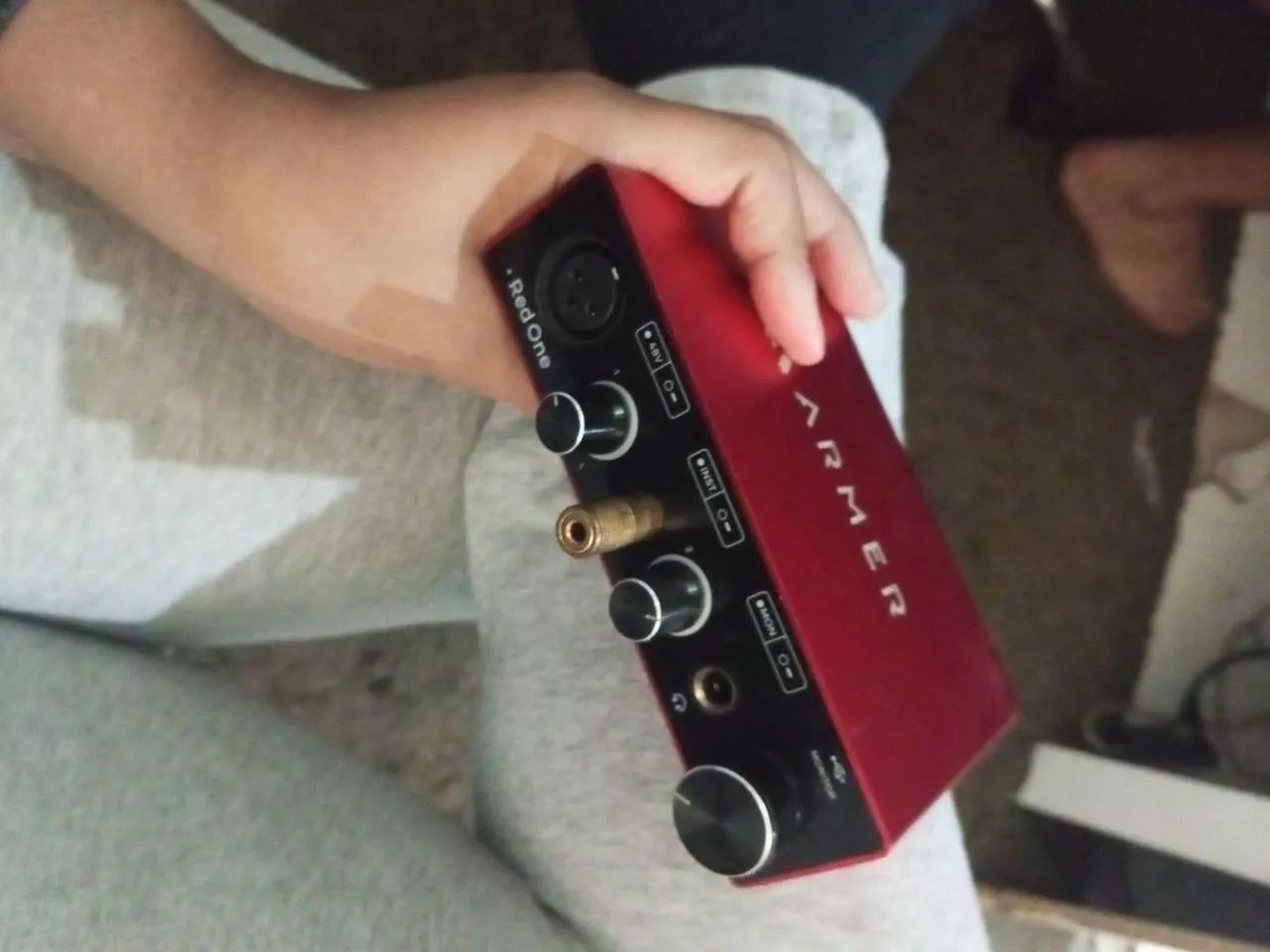 Interface de áudio armer red one - Foto 5