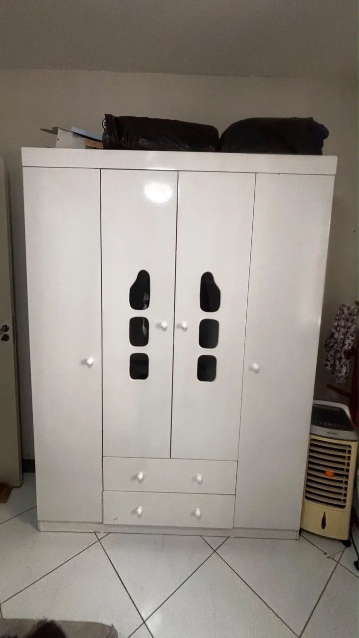 Vendo conjunto de guarda-roupa e cômoda infantil - Foto 2