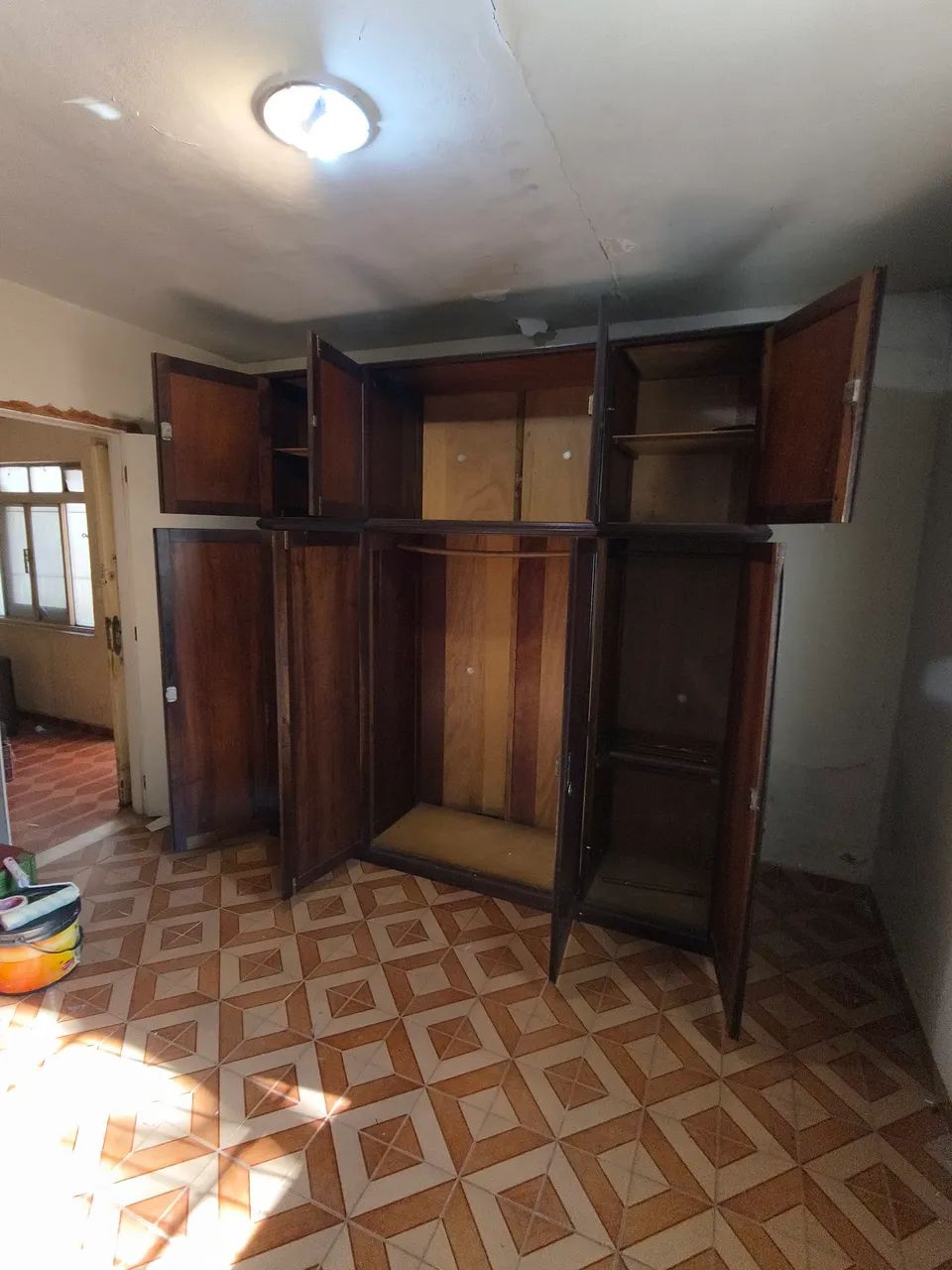 Guarda roupa antigo - Foto 3