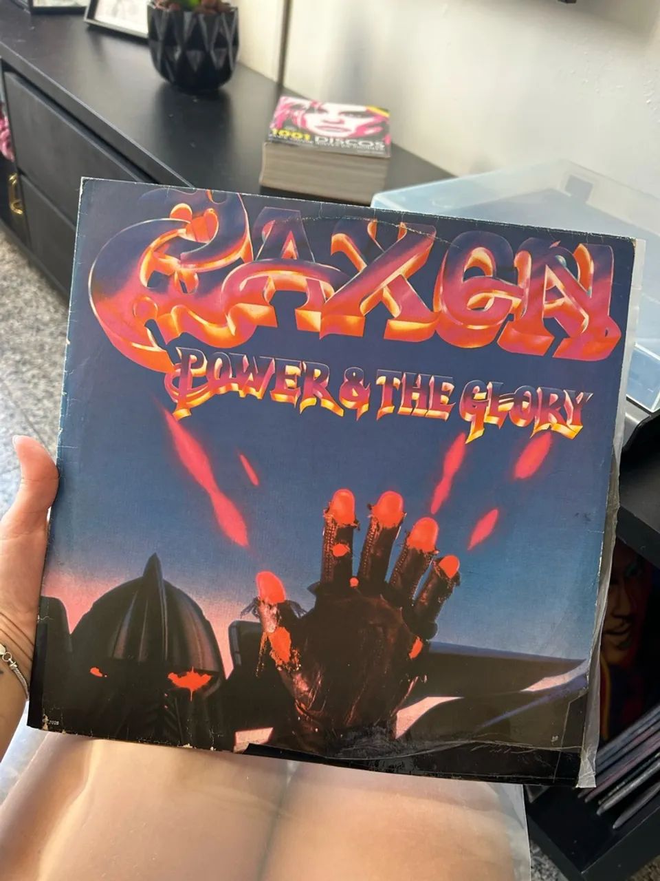 Vinil Saxon