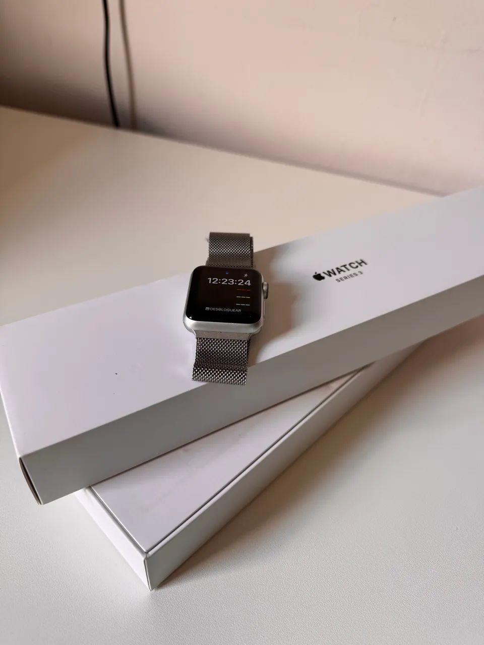Apple Watch Series 3 - 38mm - Cor Silver  - Foto 2