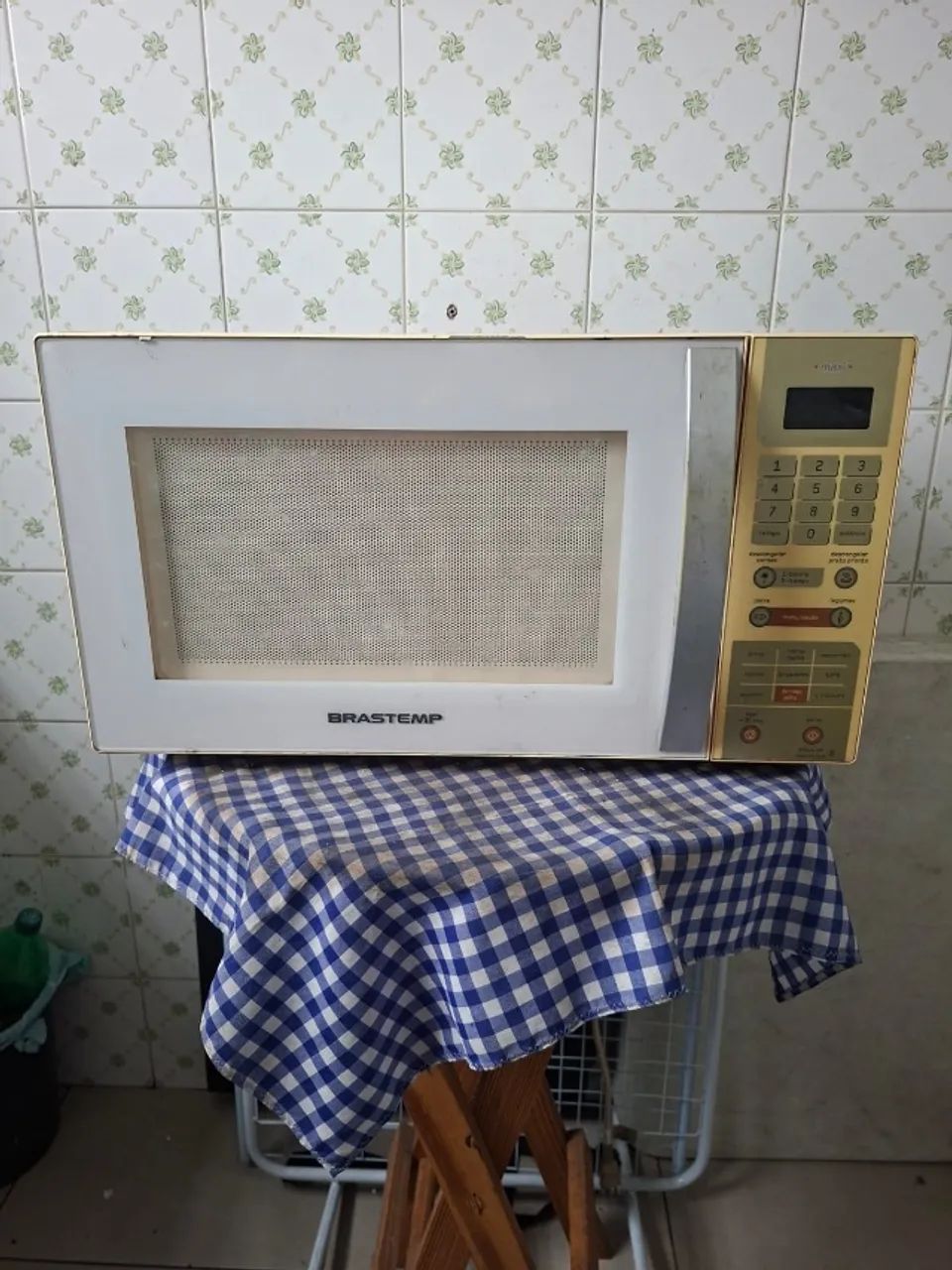 MICROONDAS 30L BRASTEMP (COM DEFEITO) - Foto 4
