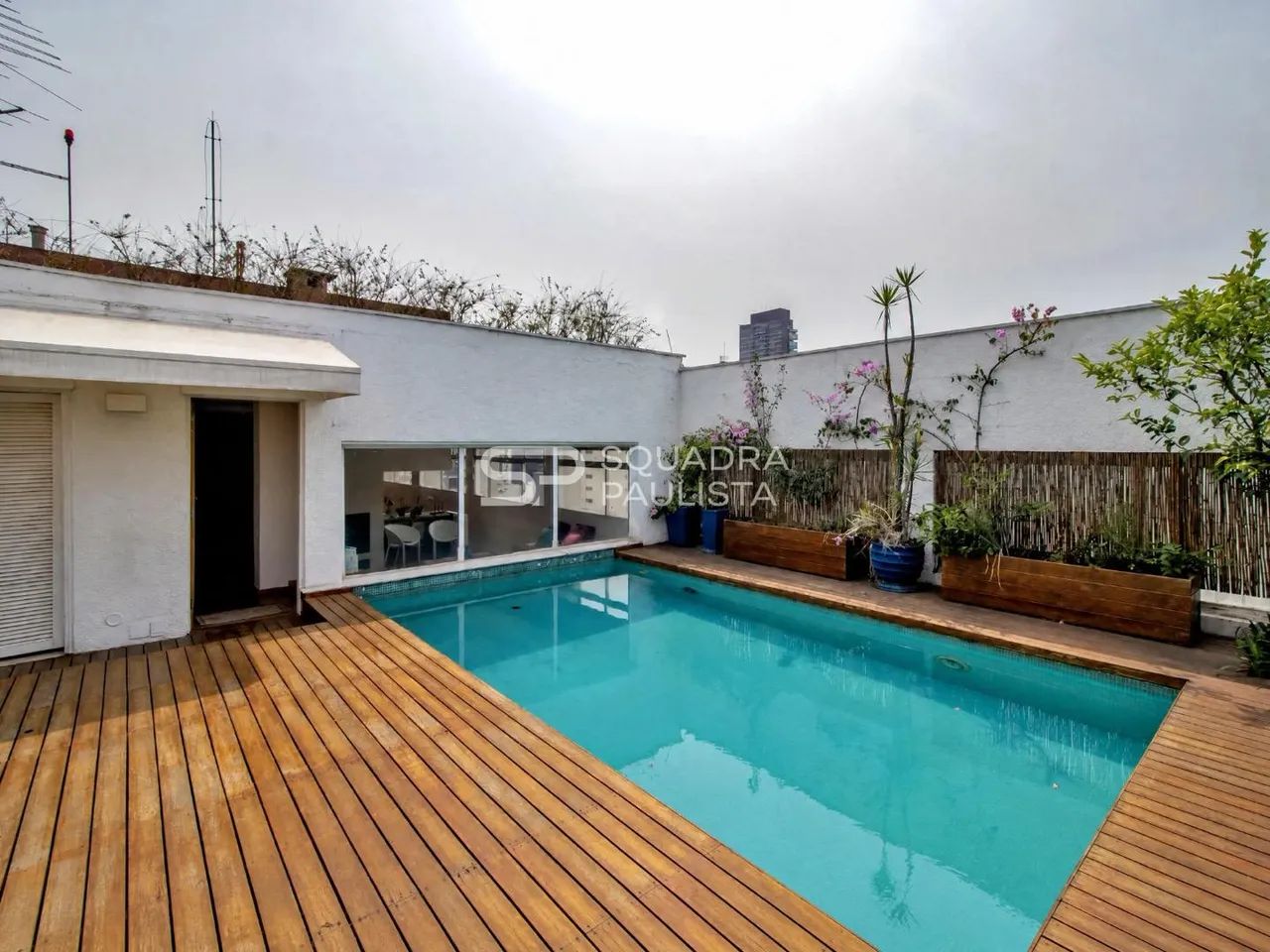 Cobertura com 410.0 m², à venda no bairro Itaim Bibi. - Foto 2