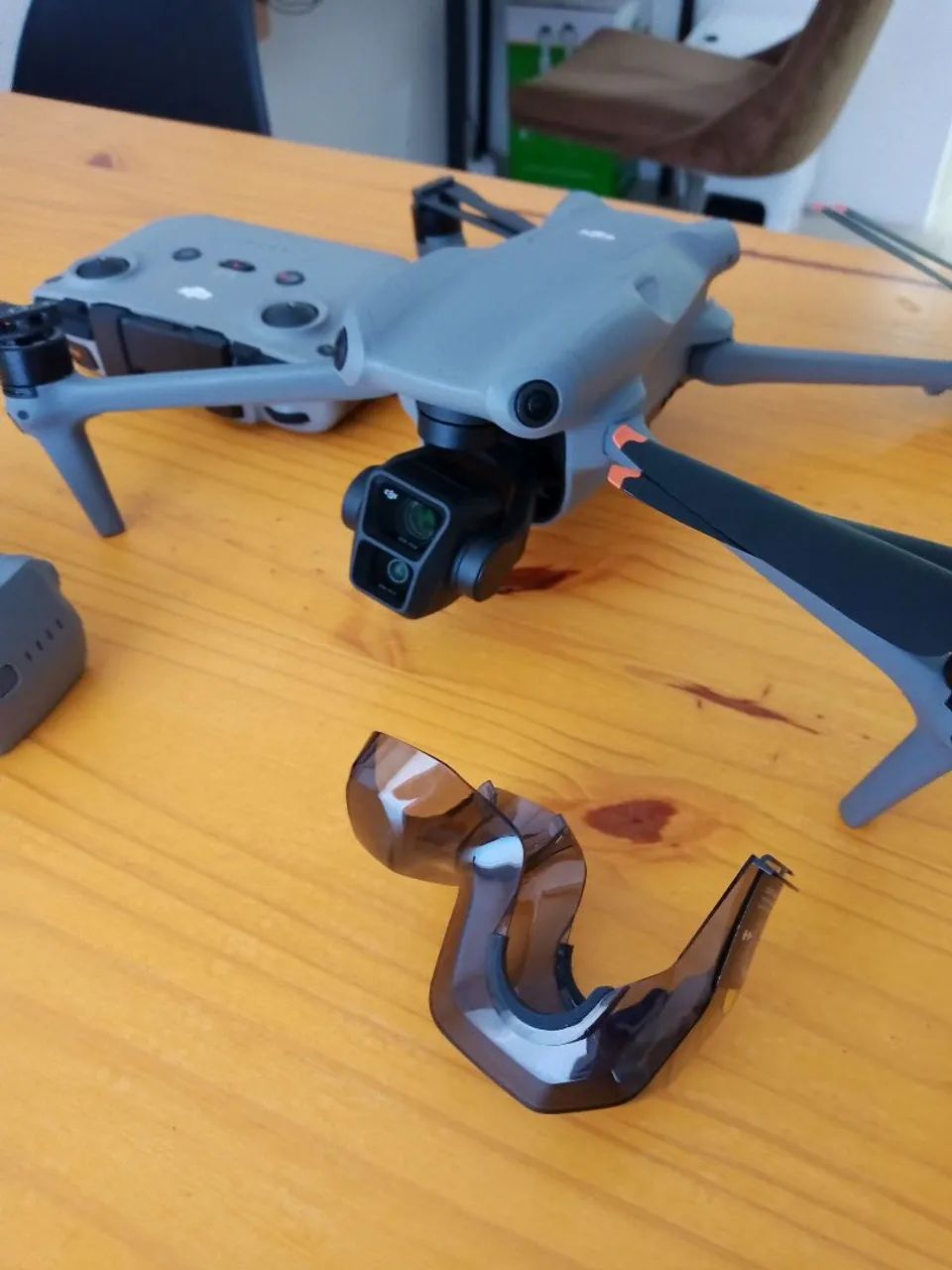 Drone DJI AIR 3 standard com RCN2 - Foto 2