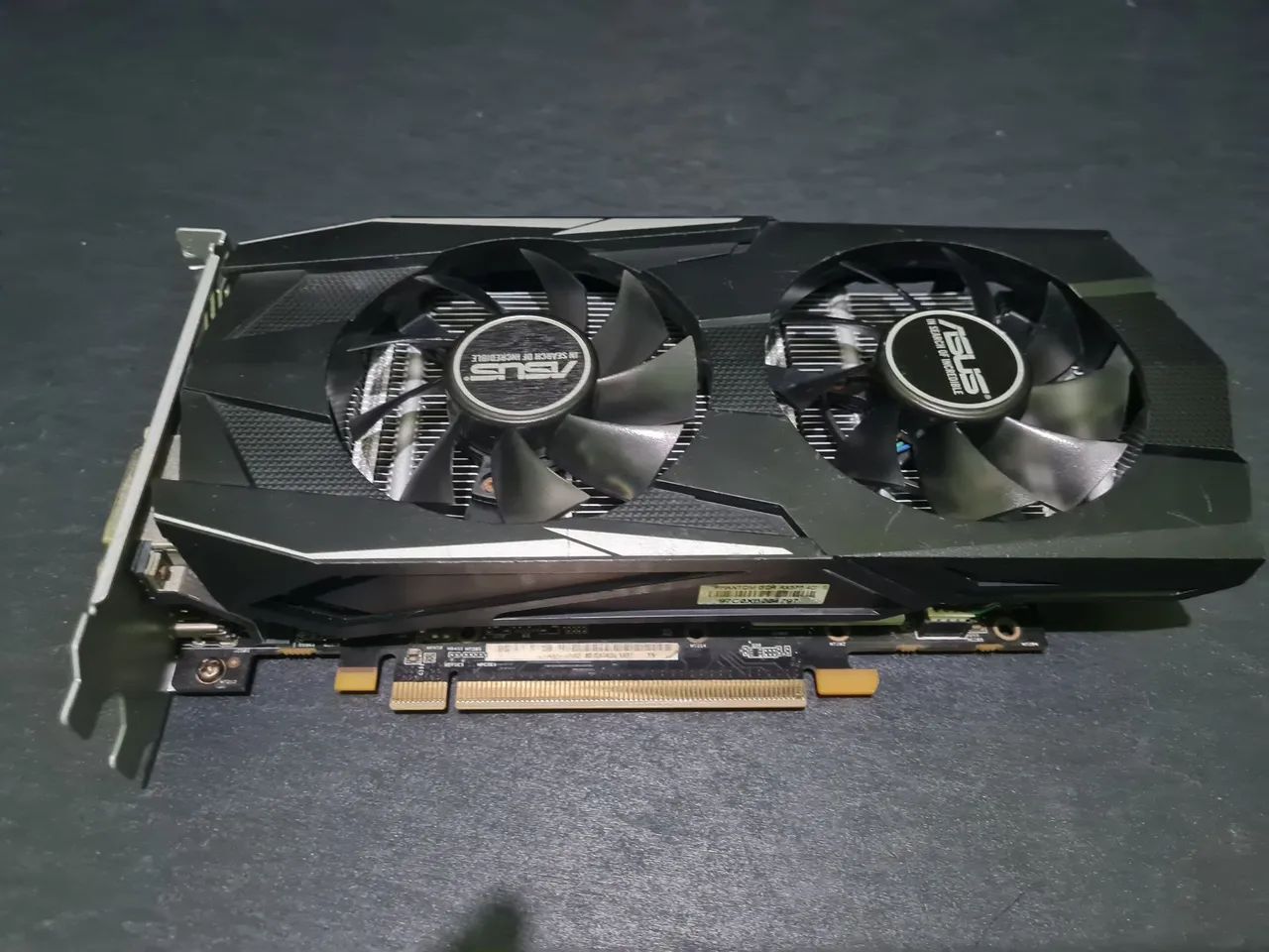 RX570 ASROCK PHANTON 4GB.