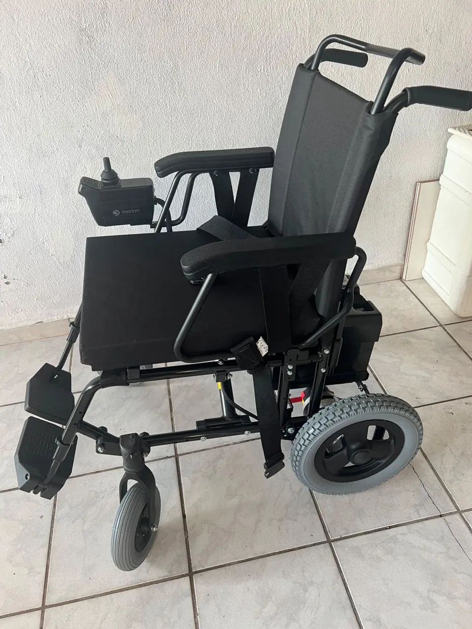 Cadeira motorizada  - Foto 3