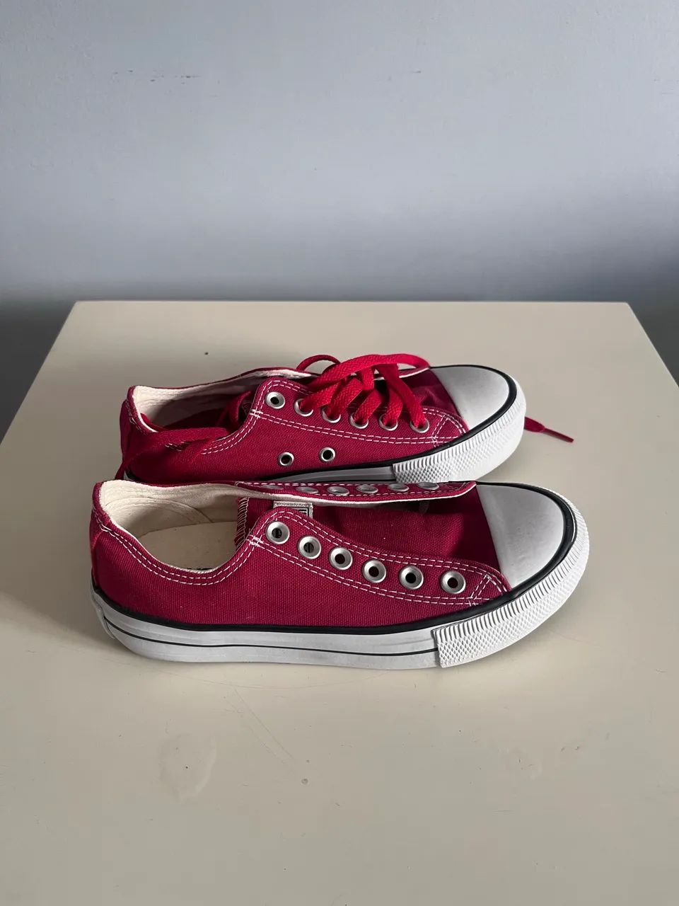Tênis adidas novo 