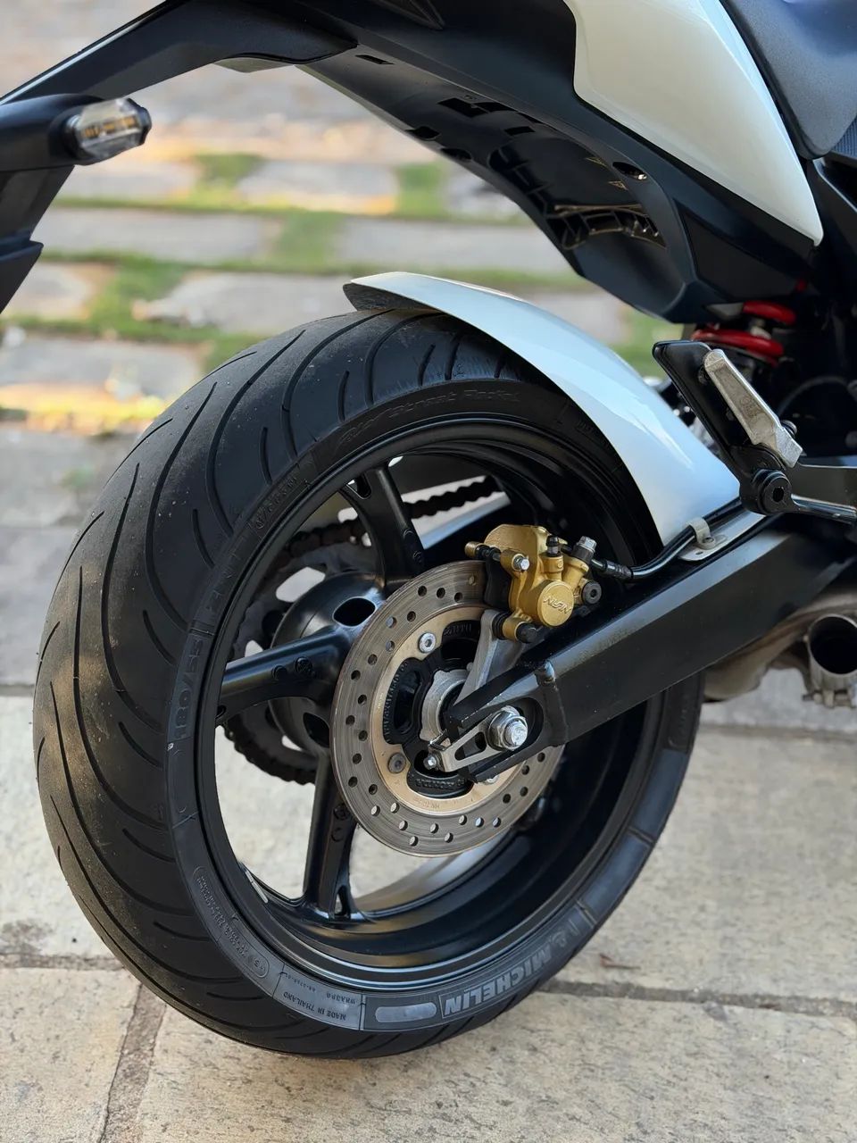 CBR600F 2013 (KM baixo)  - Foto 5