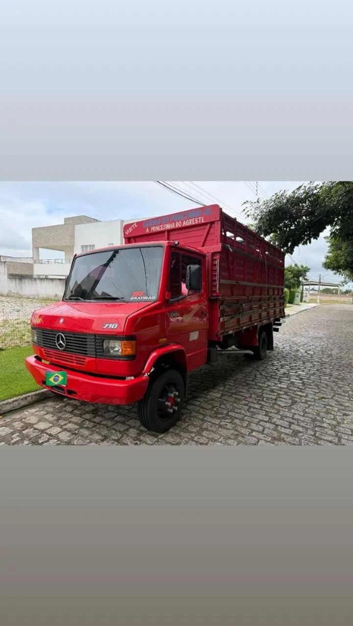Mercedes 710 - Foto 4