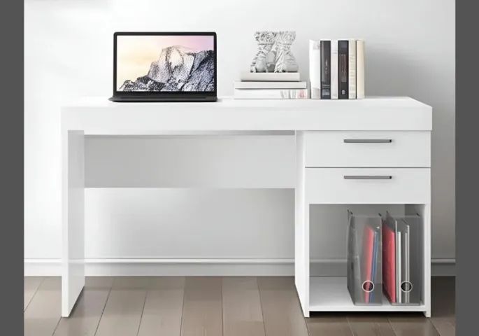 Mesa de Estudos Nova na Caixa