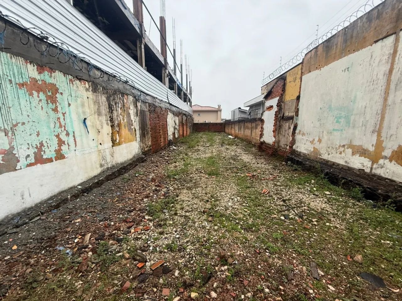 TERRENO À VENDA NO CENTRO - Foto 2