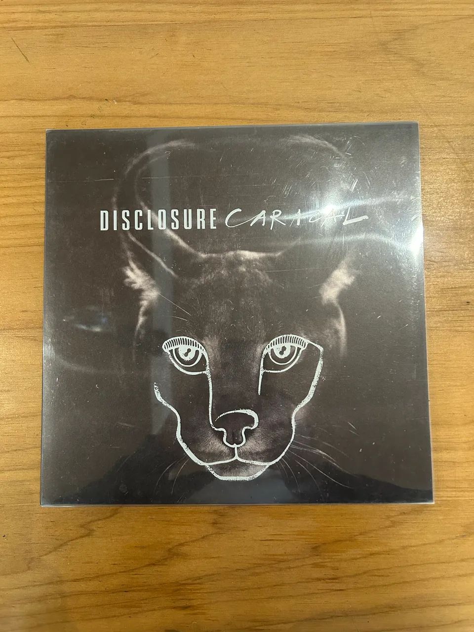 Vinil Disclosure - Caracal