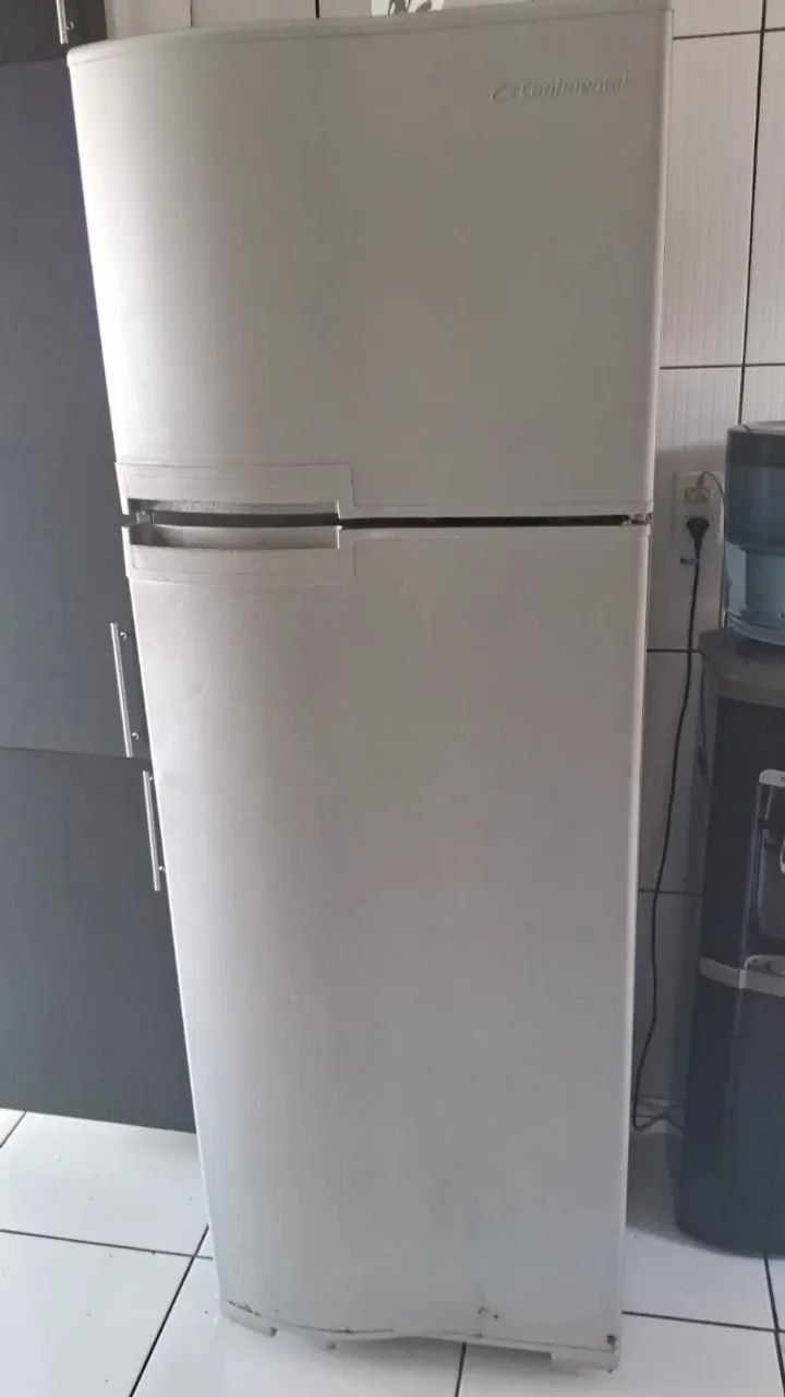 GELADEIRA 